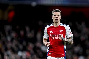 8868体育手机版-法媒：防线引援是马赛夏窗重点工作，球队关注基维奥尔等球员